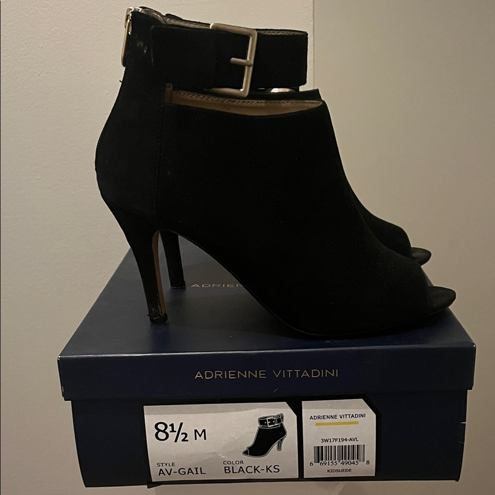 Adrienne Vittadini Black Heeled Ankle Boots